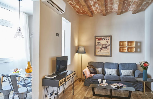 BeBarceloner Sants Apartments - Photo 32