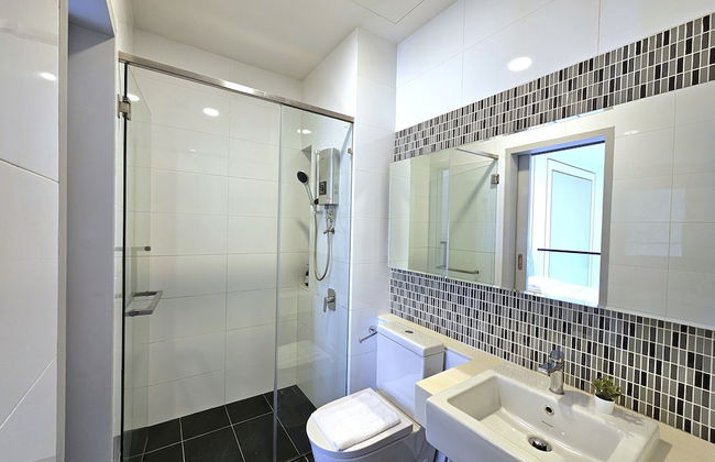 HighPark Suites by GL Play - Photo 34