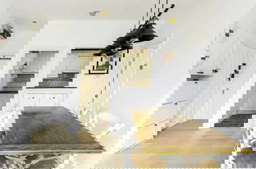 Photo 18 - Converted Brewery Apartment With Terrace