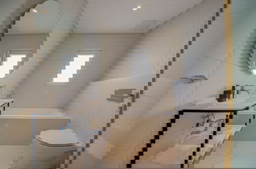 Foto 67 - Mayfair by Premier Suites MT