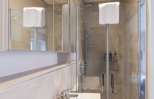 Urban Design Suites - Photo 46