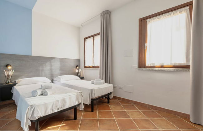 Residence with pool in Isola Rossa - Foto 11