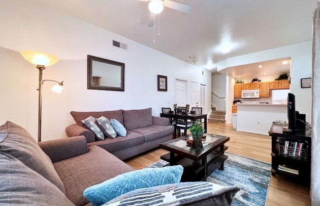 Lovely Family Townhome In Great Location-2200scd 4 Bedroom Townhouse by RedAwning - Foto 12