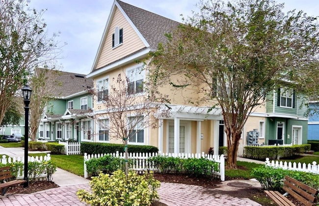 Lovely Family Townhome In Great Location-2200scd 4 Bedroom Townhouse by RedAwning - Foto 1