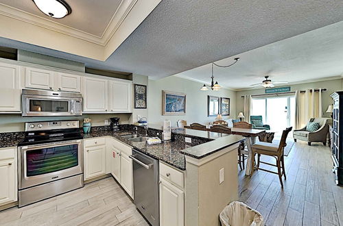 Photo 23 - Crystal Shores West by Southern Vacation Rentals