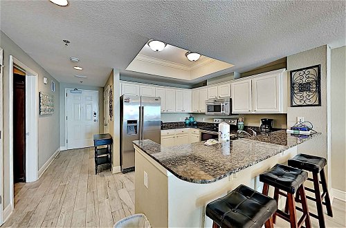Photo 17 - Crystal Shores West by Southern Vacation Rentals