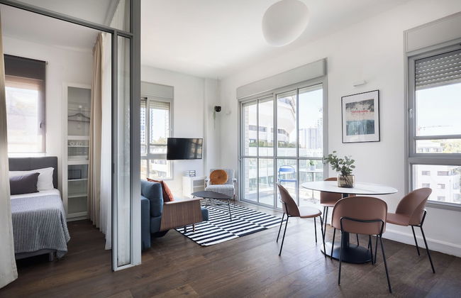 Bauhaus Boutique by TLV2rent - Foto 53