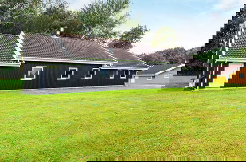 Foto 25 - 10 Person Holiday Home in Nordborg-by Traum