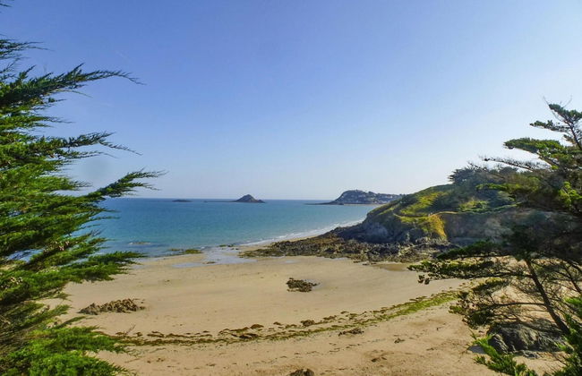 Holiday Home in Pleneuf Near Sandy Beaches - Foto 18