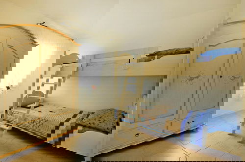 Foto 5 - Apartment in Golfo Aranci With Terrace