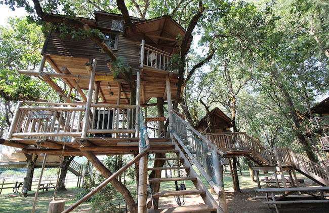 Out 'N' About Treehouse Treesort - Foto 8