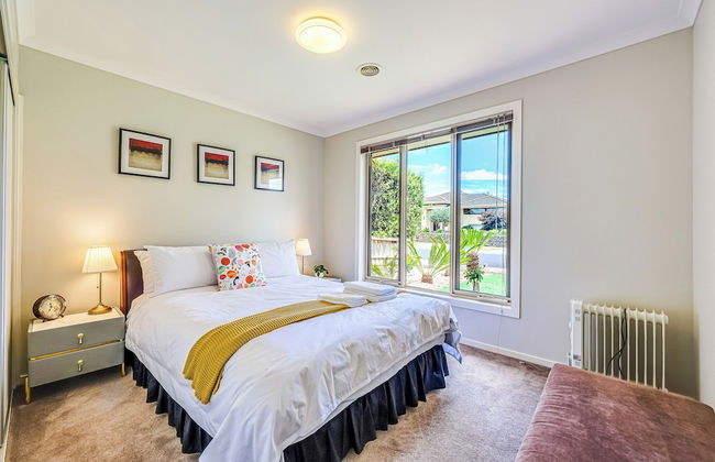 StayAU Spacious Stay Point Cook - Photo 26