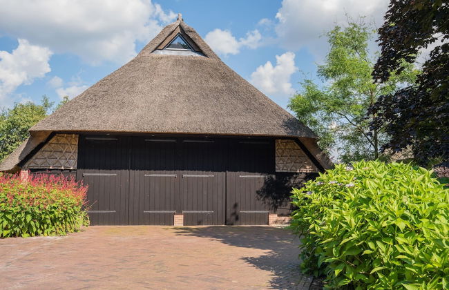 Grandeur Farmhouse in Dwingeloo at a National Park - Foto 1