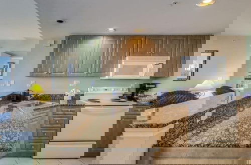 Foto 15 - Lovers Key Resort Suite 2