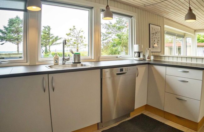 6 Person Holiday Home in Thyholm - Foto 5