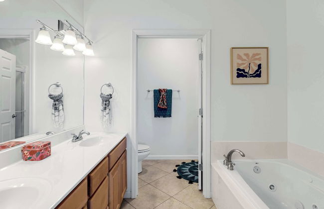 Panoramic Sunset Escape Waterfront Condo for 7! - Foto 17
