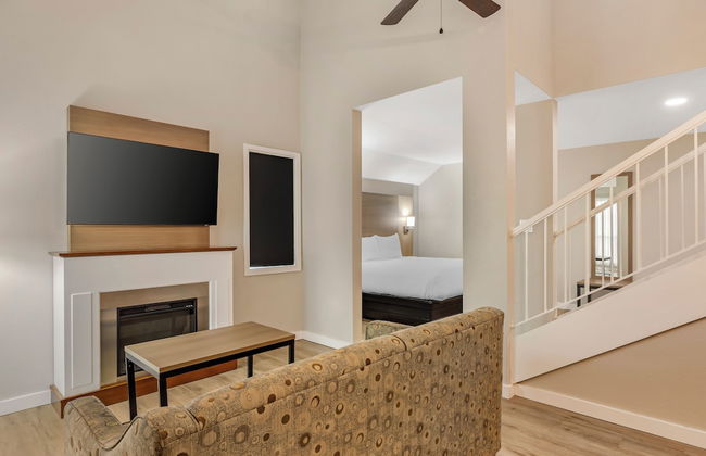 MainStay Suites Springfield South - Battlefield Rd - Photo 47