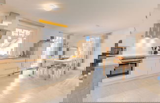 Photo 3 - Wave Rider Comfortable Holiday Residence