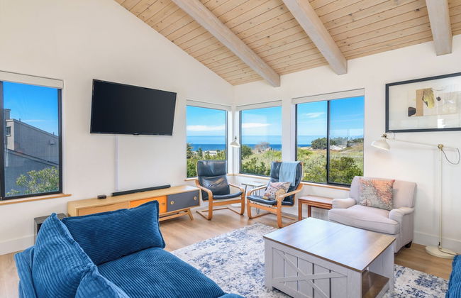 Sea Drifter Stunning Home for 6 in Sea Ranch - Photo 1