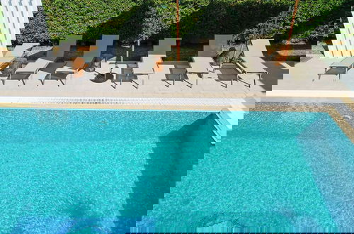 Foto 34 - Luxurious 4-bedroom Villa Anya With Private Pool in Kassandra, Halkidiki