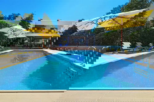 Foto 42 - Luxurious 4-bedroom Villa Anya With Private Pool in Kassandra, Halkidiki