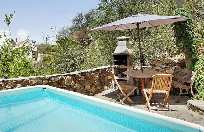 House Sleeps6-parking-garden-pool in Summer-pet - Photo 29