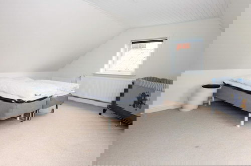 Photo 5 - 6 Person Holiday Home in Hojer