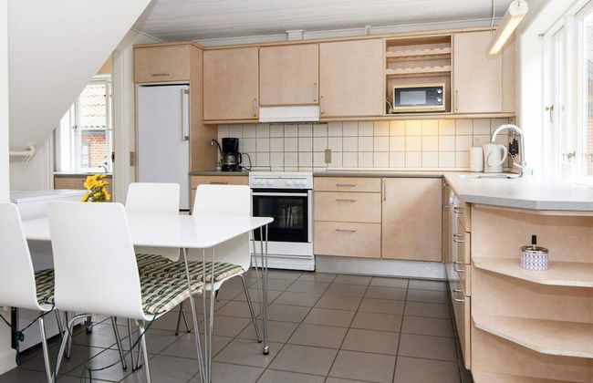 6 Person Holiday Home in Hojer - Foto 8