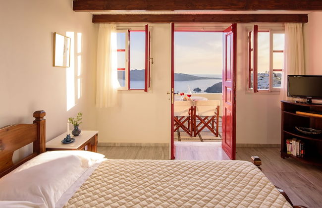 Nikos Villas Hotel in Oia Santorini - Foto 19