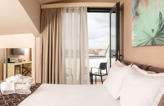 Elm Suite Hotel - Foto 12