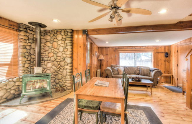 Moonlight Cove w/ Grill Tahoe Beach Next Door! - Foto 16