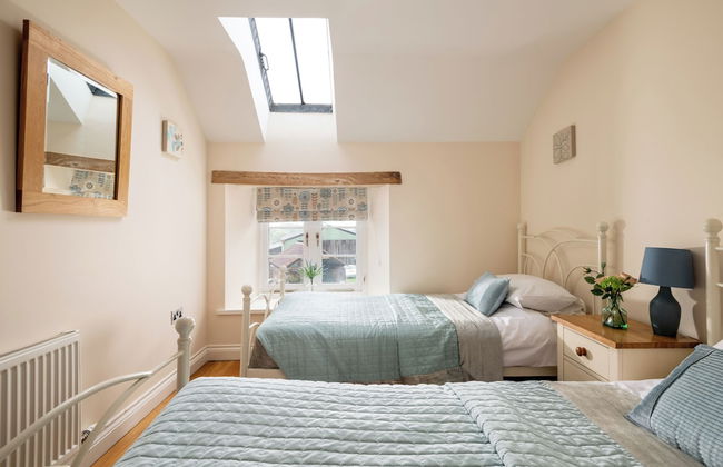 Webbington Farm Holiday Cottages - Foto 47