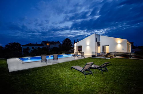 Foto 6 - Villa XO in Rovinj With 3 Bedrooms and 3 Bathrooms