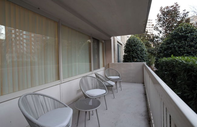 Modern Apt Near Airport in Cystal City - Foto 26