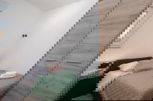 Foto 1 - Shimmering Sea Apartment With Terrace
