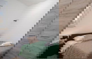 Foto 1 - Shimmering Sea Apartment With Terrace