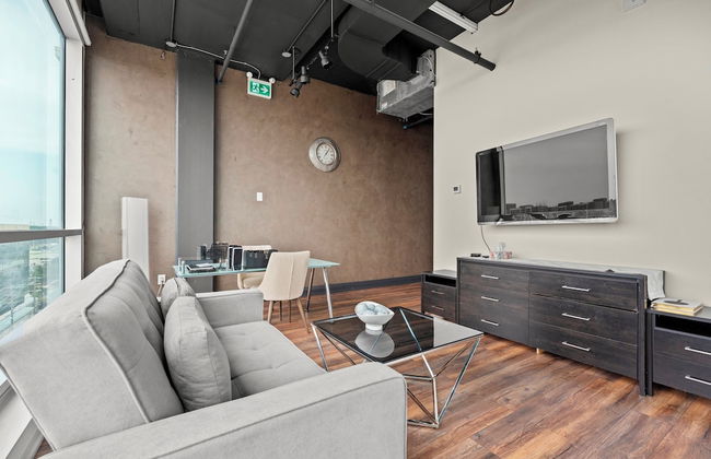Bright Suites Finch West by GLOBALSTAY - Photo 26