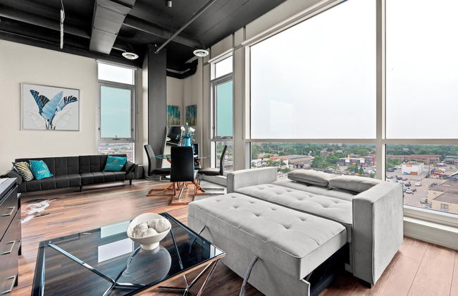 Bright Suites Finch West by GLOBALSTAY - Photo 27