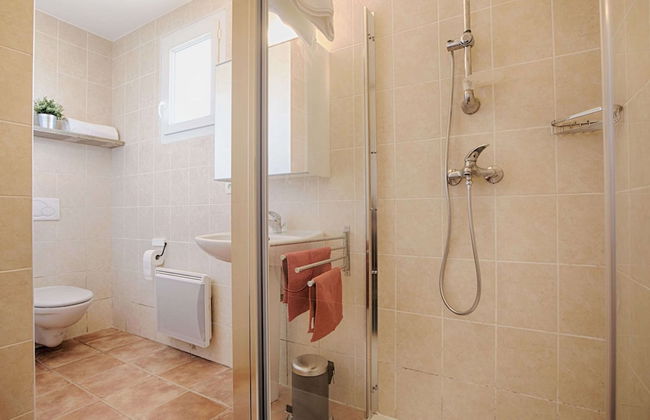 Lovely Villa in Joyeuse With Private Swimming Pool - Photo 73