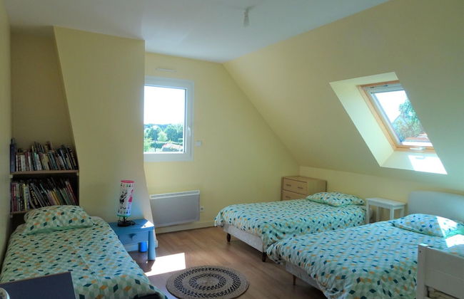 Spacious Holiday Home Located in the Heart of the bay of Mont St Michel - Foto 2