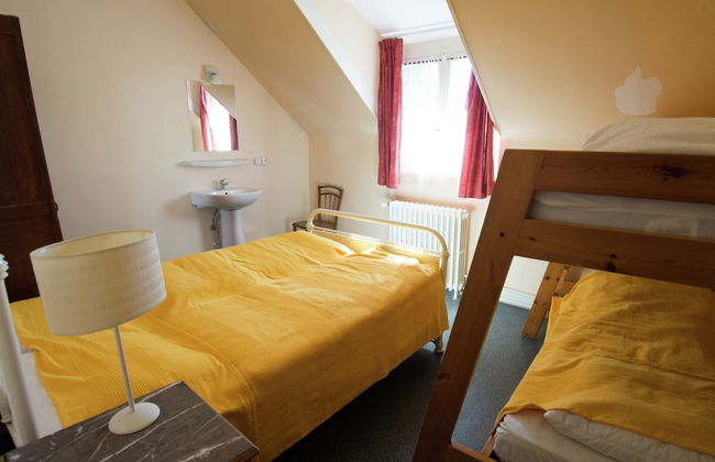 Unique Holiday Home in Saint-honore-les-bains With Garden - Foto 19