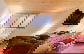 Photo 3 - Lush Apartment With Sauna and hot tub