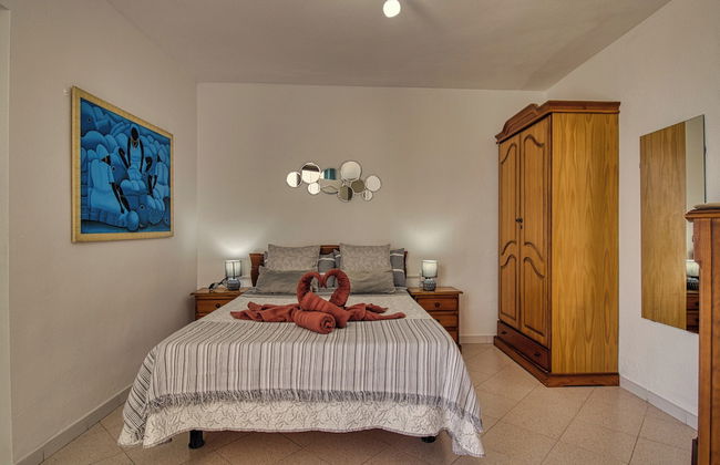 Apartment - Sleeps 4 - Jacuzzi - Terrace - Pool - Foto 2