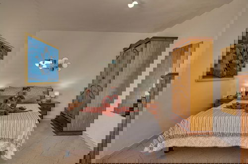 Foto 4 - Lovely 2-bed Apartment & Jacuzzi Terrace & Pool