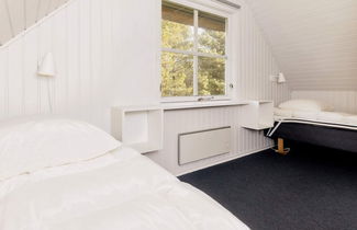 Photo 2 - 8 Person Holiday Home in Blavand