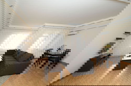 Foto 12 - City View 2-bedroom Luxury Apartment on 13 Buzand Street by Sweet Home