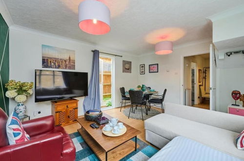 Photo 1 - Comfy Stay East Dulwich - Close to Trendy Pubs