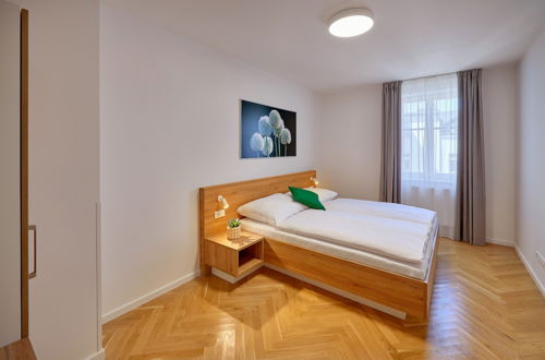 Photo 11 - DownTown Suites Rubesova