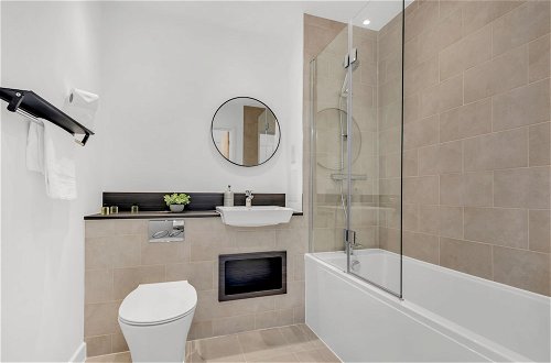 Photo 20 - Brent Cross Serviced Apartments