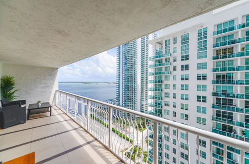 Photo 16 - Exquisite views Condo at Brickell